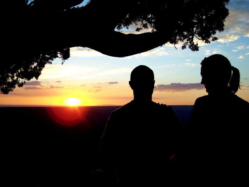 Las Vegas: Small-Group Grand Canyon South Rim Sunset Tour - Transportation Comfort: Vans, Stops, and Why Your Legs Matter