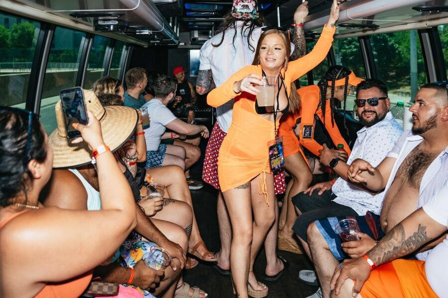 Las Vegas Strip: 3-Stop Pool Party Crawl with Party Bus - Meeting Point on the Strip, and Why Google Maps Can Mislead You