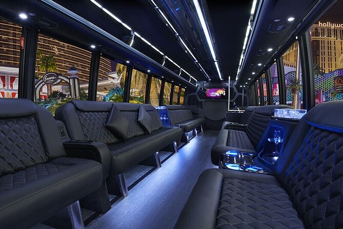 Las Vegas Strip at night like a Star with champagne by luxury limo - 3 or 5 hrs - Champagne on the Strip: fun included, with a common-sense approach