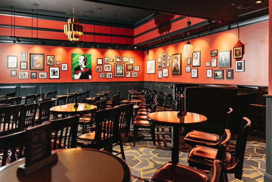 Las Vegas Strip: Brad Garrett’s Comedy Club at MGM Grand - Brad Garrett: star appearance option and what to confirm