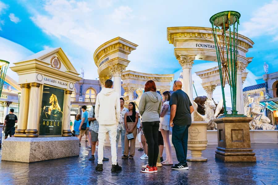 Las Vegas Strip: Foodie Walking Tour - Meet at Gordon Ramsay Pub and Grill, Then Get Your Bearings Fast