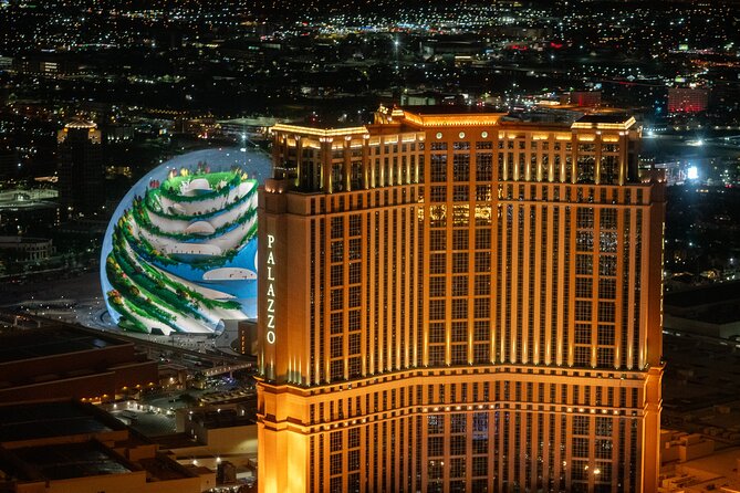 Las Vegas Strip Highlights by Helicopter at Night - Eco-Star helicopters and the small-group feel
