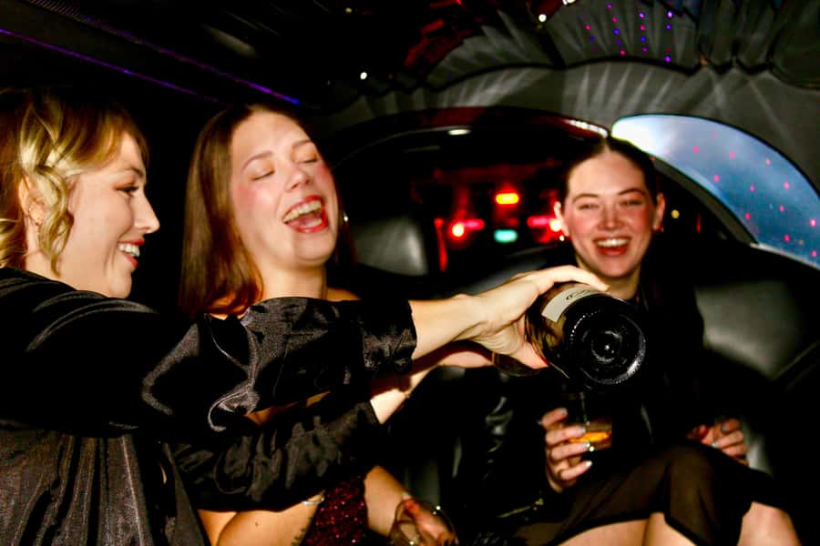 Las Vegas Strip Limo Tour with Champagne and Photos - Who This Limo Tour Fits Best