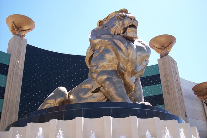 Las Vegas Strip Self-Guided Walking Audio Tour - Planet Hollywood and Paris replicas: when Vegas wears costumes