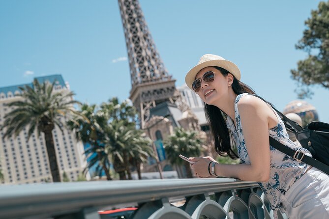 Las Vegas Strip Walking Tour - Venetian stop: casino atmosphere and landmark-scale details
