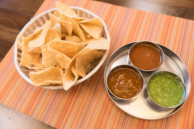 Las Vegas: The Strip's Celebrity Chefs Tour or Downtown Food Tour - Las Vegas Strip route: pub nachos, chef comfort, and dessert stops