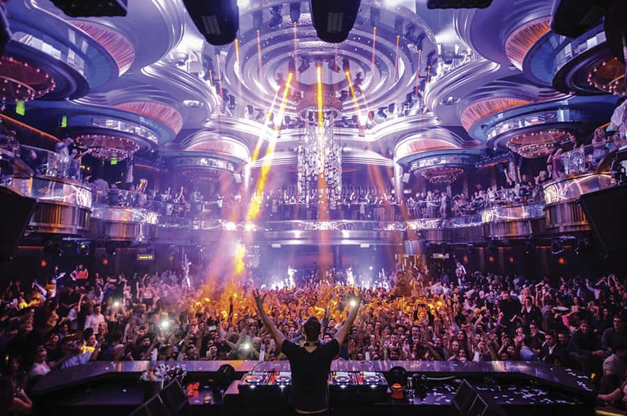 Las Vegas: VIP Club Crawl with Party Bus and Drinks - The final superclub stop, where the night usually goes big