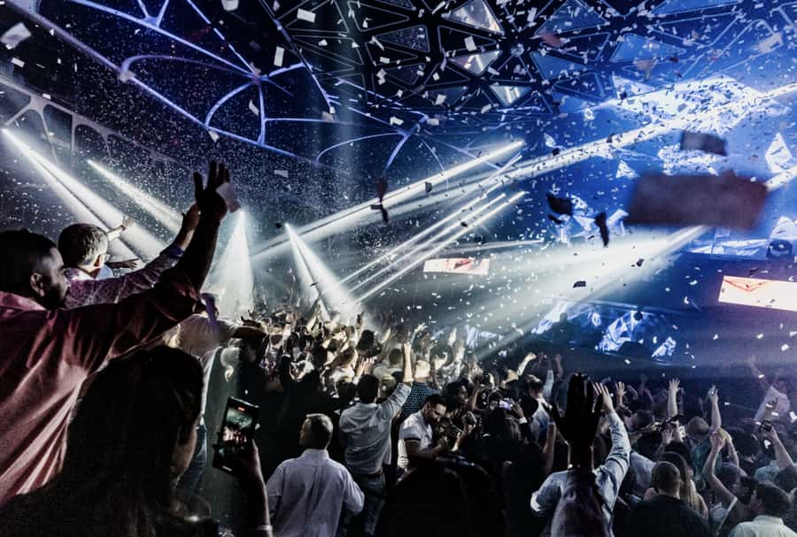 Las Vegas: VIP Club Crawl with Party Bus and Drinks - Practical tips so you get the most fun per minute
