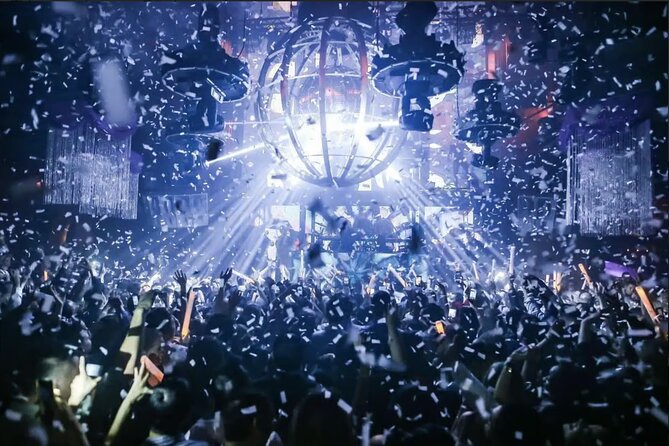 Las Vegas: VIP Club Crawl with Party Bus, Express Entry & Drinks - Meeting at Palms Casino Resort: where your night actually starts