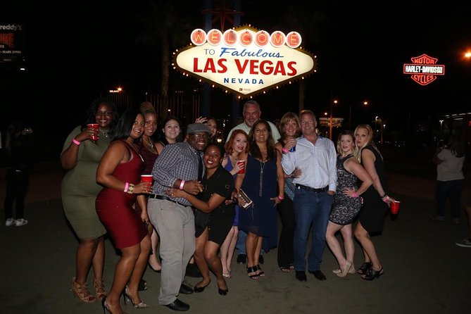 Las Vegas VIP Nightclub Party Bus Crawl - Meeting point and timing: what to do before 8:30 pm