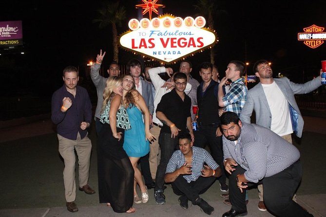 Las Vegas VIP Nightclub Party Bus Crawl - Onboard party bus vibe: open bar, photographer, and crowd control