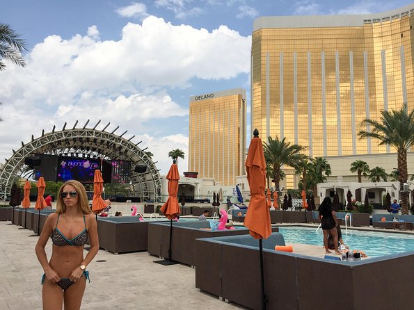 Las Vegas VIP Pool Party Tour - Inside the Limo Party Bus: Drinks, Music, and the Practical Reality