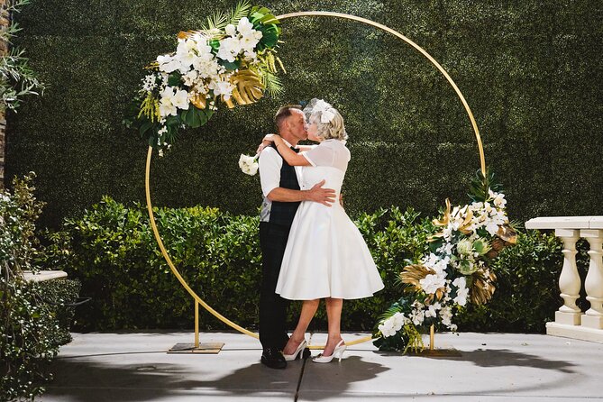 Las Vegas Vow Renewal Package - Getting There on the Day: Limo, Rideshare, and Timing
