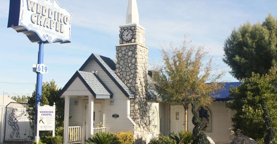 Las Vegas: Wedding or Vow Renewal at Graceland Chapel - Key highlights you should know before you go