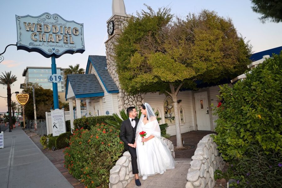 Las Vegas: Wedding or Vow Renewal at Graceland Chapel - Limo transport: the easy start that sets the tone