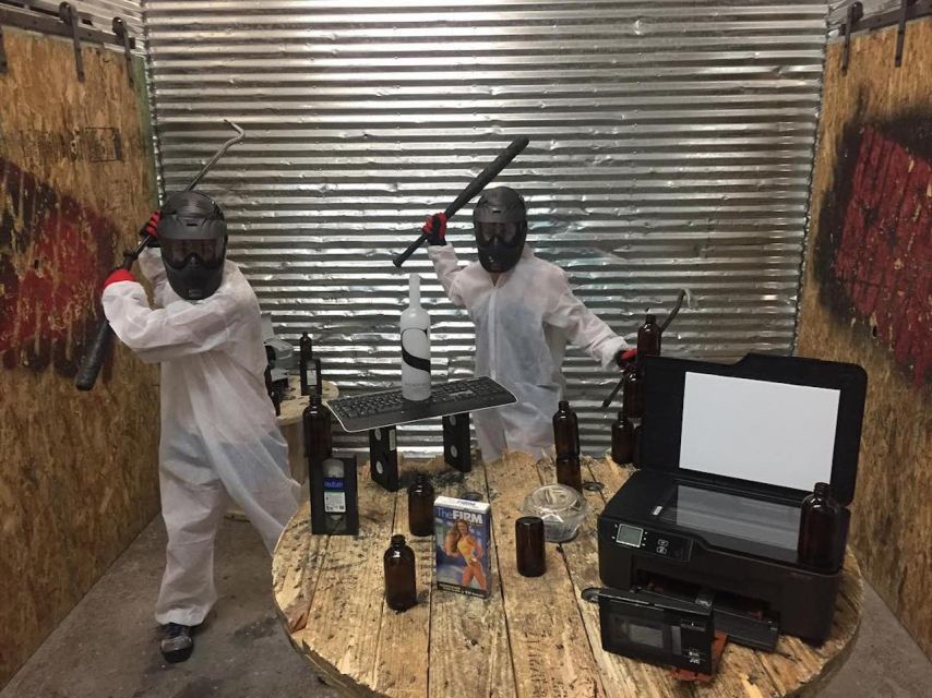 Las Vegas: Wreck Room Experience - Safety Gear and Locker Setup: Why It Matters Here