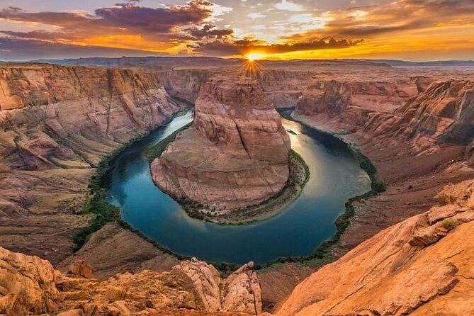 Lower Antelope and Horseshoe Bend Tour from Las Vegas - Horseshoe Bend: the 10 minute ride to the 4,200 foot viewpoint