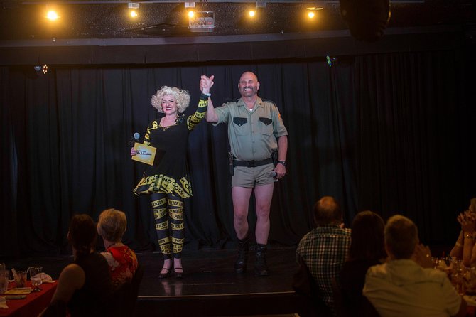 Marriage Can Be Murder at the Rio Hotel & Casino - Stop 1: Marriage Can Be Murder Dinner Show, How the Mystery Plays at Your Table