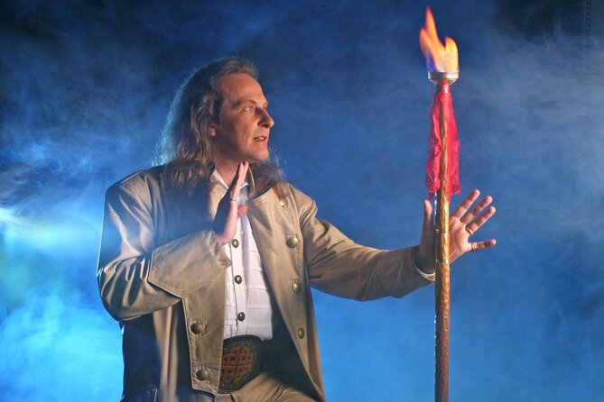 Masters of Magic Show at Las Vegas Magic Theater - Downtown Vegas and a Tiny Theater That Makes Magic Work
