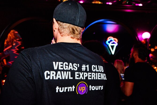 Old Vegas Fremont Barcrawl - Fremont Street at 9:00 pm, Why This Timing Works