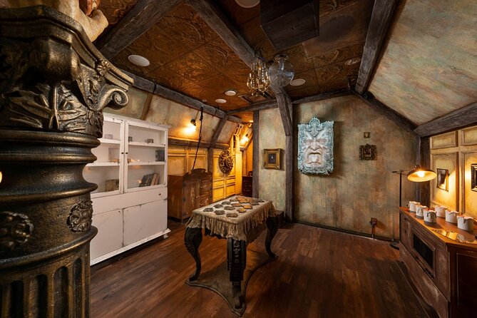 PanIQ Escape Room & Lounge – Venetian Resort Las Vegas - How the hour unfolds: the escape room rhythm