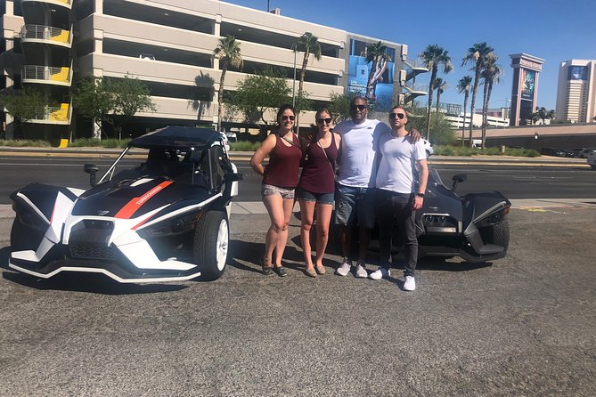 Polaris Slingshot Rental - Driving reality check: manual stick shift, age rules, and no drinking