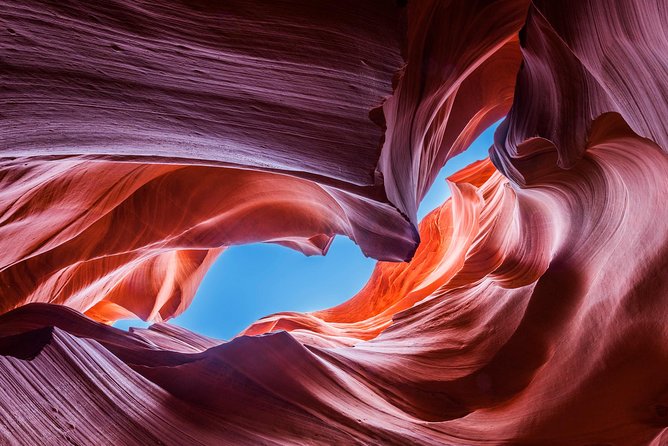 Prime Time Antelope Canyon & Horseshoe Bend Day Tour with Lunch - Lower Antelope Canyon: V-shape views, stairs, and photo-friendly pacing