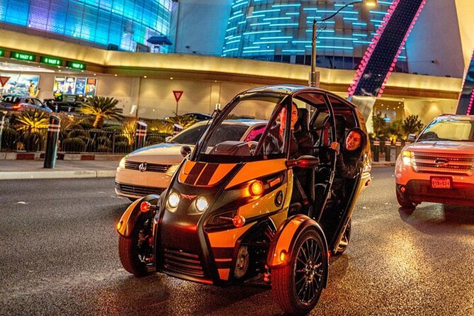 Private 1-Hour Downtown Las Vegas Highlights by Talking GoCar - Why a Talking GoCar is a smart way to see Downtown Vegas