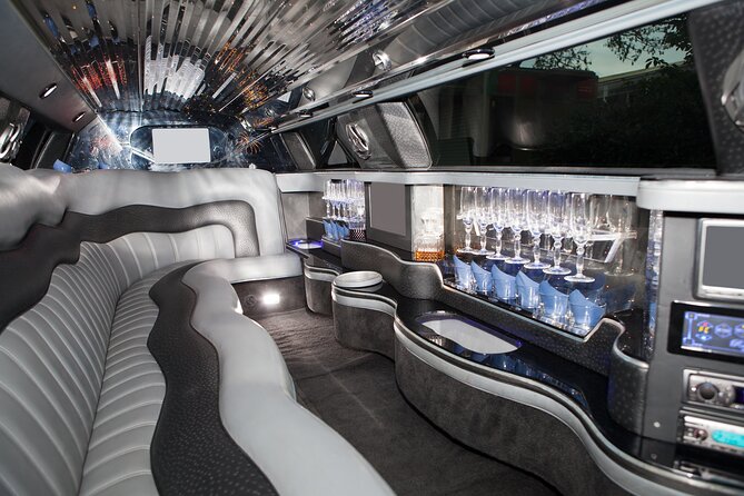 Private 2-Hour Limo Tour of Las Vegas with Champagne - Bellagio Fountains, Timing, and Your Bottle of Champagne