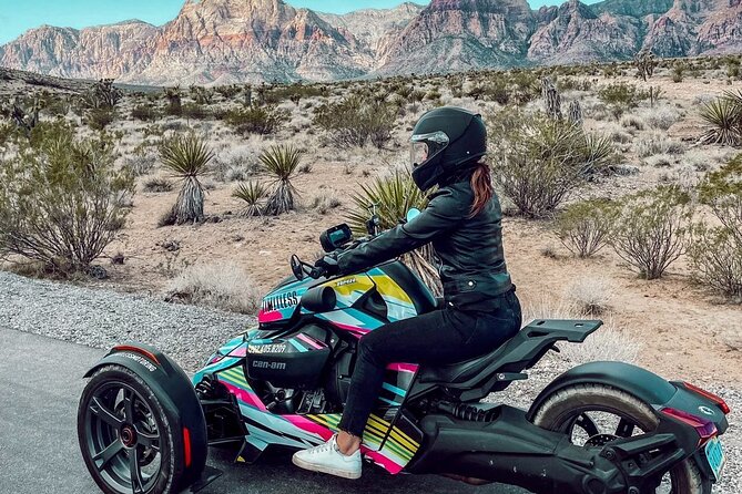 Private Guided Red Rock Tour On A CanAm Trike - What Comes With the Bikes (Bluetooth Music and Charging That Actually Helps)