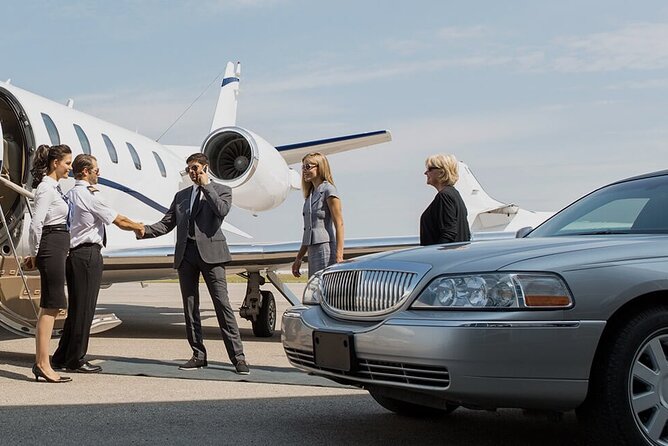 Private Hotel and Airport Transport in Las Vegas - How Pickup Works, From Name Signs to the Early 5:00 AM Start