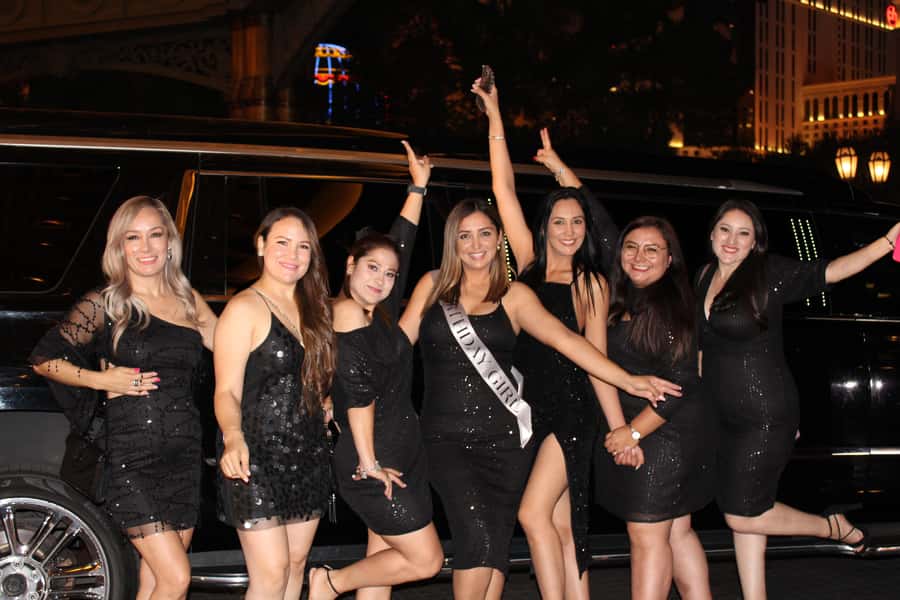 Private Limo 2.5hr Tour of Vegas with Champagne - The route from Fremont Street to the Welcome sign