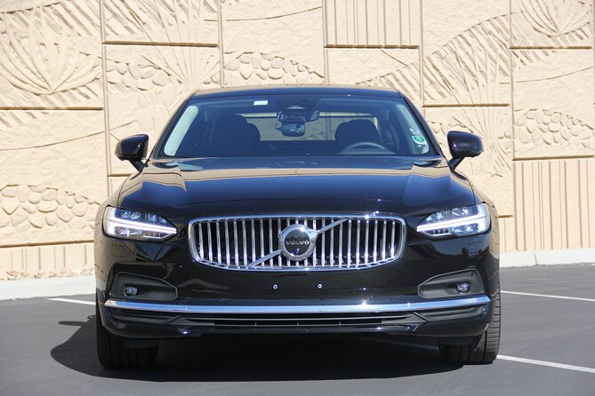Private Luxury Las Vegas Airport Transfer – Domestic Arrivals - Communication That Reduces Airport Stress