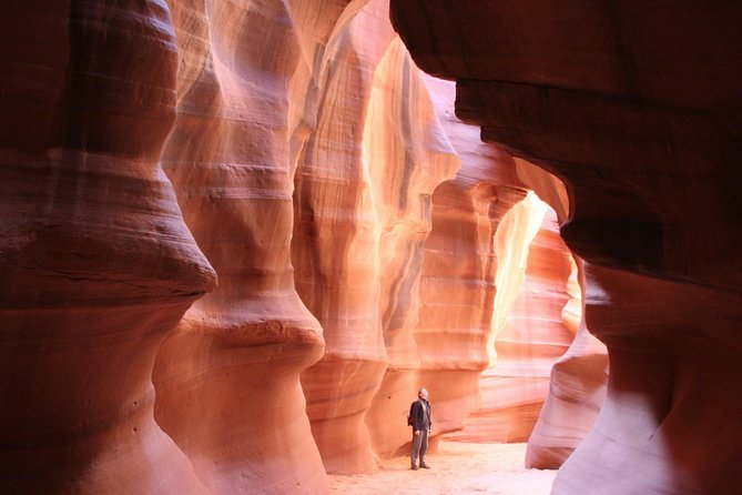 Private Overnight Tour to Antelope Canyon, Horseshoe Bend Zion from Las Vegas - Transportation and Comfort: Private, But Not a Luxury Bus