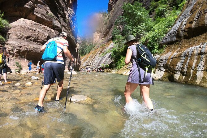 Private Tour: 7-Day Highlight Tour of Southwest Mighty Five - Zion National Park: big canyon drama plus three distinct hiking moods
