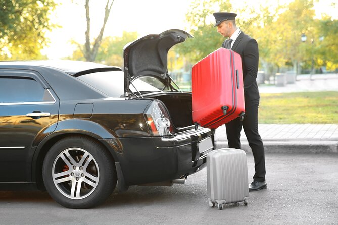 Private Transfer from Las Vegas Airport (LAS) - Price and value: why this can be smarter than taxis or shared shuttles
