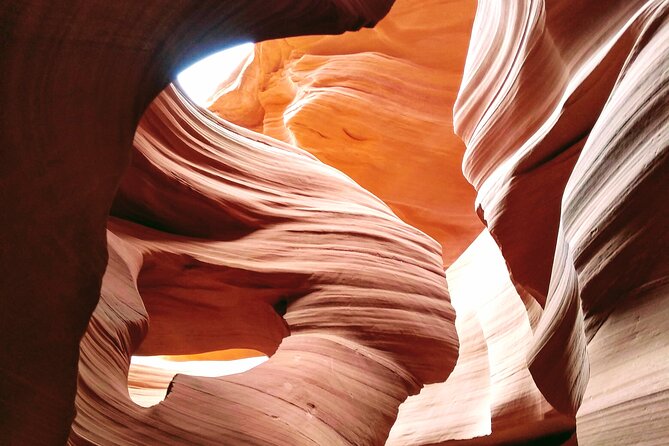 Private Upper or Lower Antelope Canyon & Horseshoe Bend Day Tour - The private ride from Las Vegas, plus the stops that break up the drive