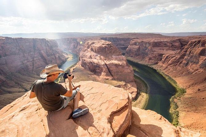 Private Upper or Lower Antelope Canyon & Horseshoe Bend Day Tour - Antelope Canyon with Navajo guidance: what the walk is really like