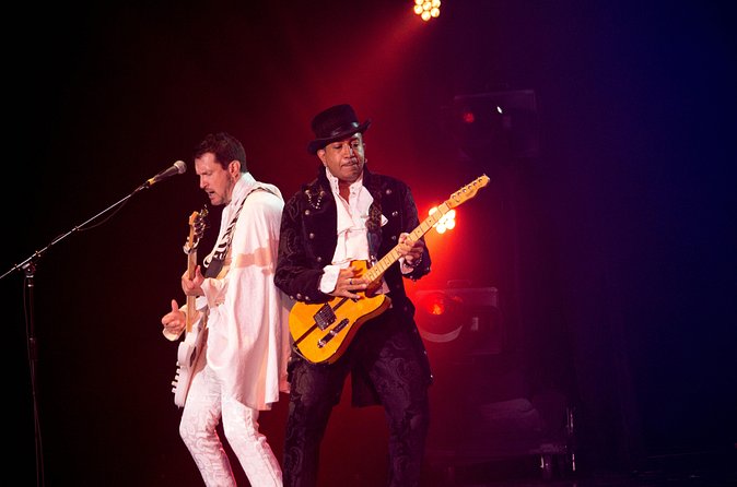 Purple Reign: The Prince Tribute Show at Planet Hollywood - The energy level: crowd participation, requests, and stage talk