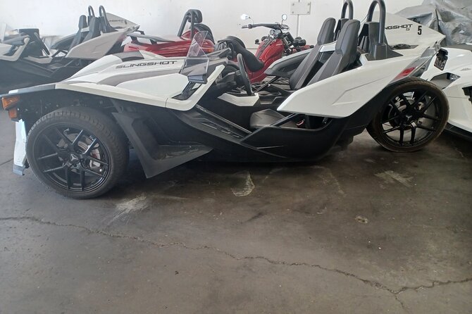 Red Rock Canyon Guided Automatic Slingshot Express Tour - Automatic Slingshot basics: what you’re really driving