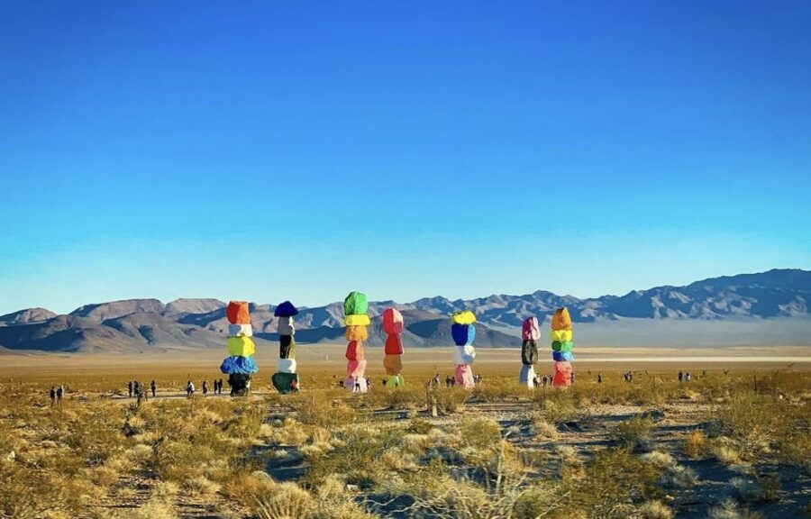 Red Rock Canyon Sign& Seven Magic Mountains Tour - How the 4-Hour Timing Works From Las Vegas