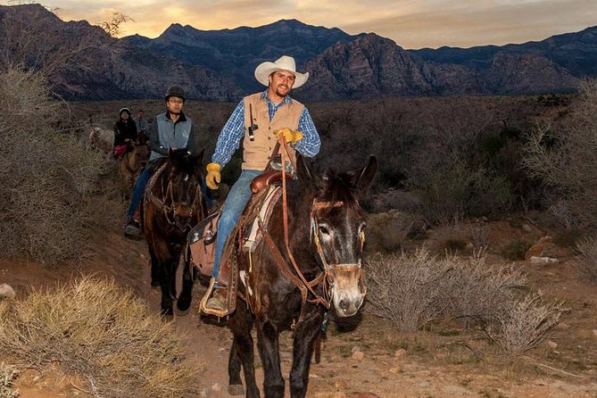 Red Rock Canyon Sunset Horseback Ride and Barbeque Dinner - Why Red Rock Canyon at sunset feels different