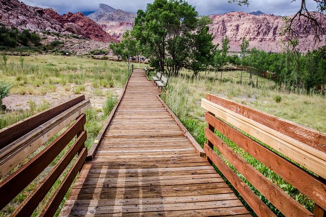 Red Rock Canyon Tour Self-Guided Drive Experience - Sandstone Quarry Overlook to High Point: where the views start to feel cinematic