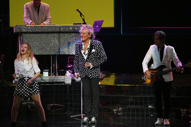 Rod Stewart: The Encore Shows at The Colosseum at Caesars Palace - Who this concert night fits best