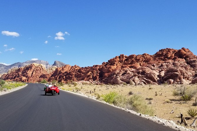 Scooter Car Tour of Red Rock Canyon with Transport from Las Vegas - Photo stops and short hikes: how to use your time well