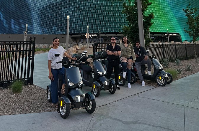 Scooter Tour of the Las Vegas Strip - Sphere stop: what you can see in 5 minutes
