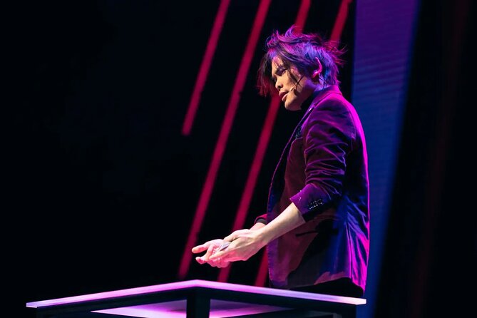Shin Lim at the Palazzo Hotel and Casino Las Vegas - Stop 1: The Palazzo Theatre, where the sightlines and sound do the heavy lifting