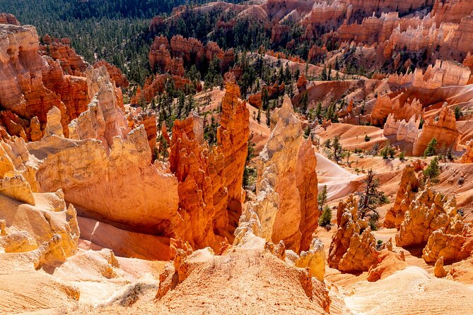 Shuttle between Las Vegas, Bryce Canyon, Zion National Park and St George - Should you book this Las Vegas, Bryce Canyon, Zion, and St George transfer?