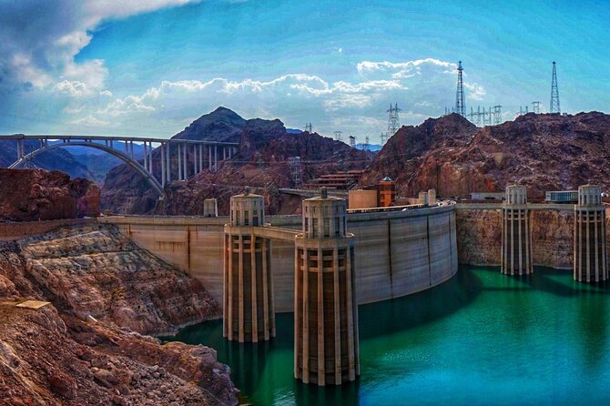 Small Group Grand Canyon, Hoover Dam, 7 Magic Mountains VIP Tour - The Skywalk option: glass thrills with strict photo rules