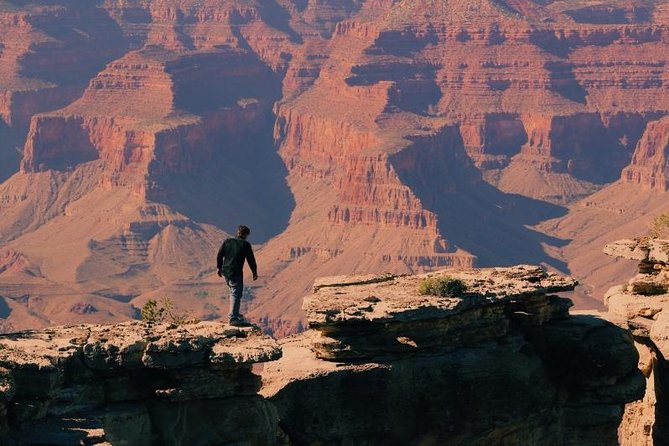Small Group Grand Canyon, Hoover Dam and 7 Magic Mountains Tour - Skywalk Upgrade: The Iconic Experience, with Real Timing Tradeoffs